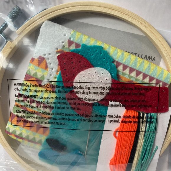 Dimensions Felt Applique Kit LLAMA Thread Felt Hoop Needle Instructions 6" - Picture 13 of 16